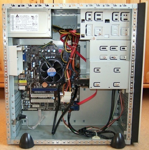 AsRock H61M/U3S3 with Intel Celeron G530 and WD5000AZRX in a MaxData PC case